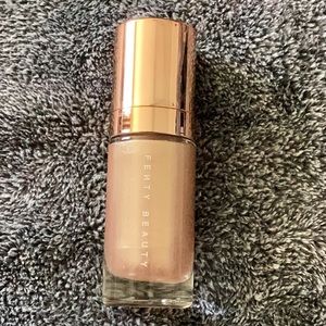 FENTY WHO NEEDS CLOTHE$?! BODY LAVA BODY LUMINIZER